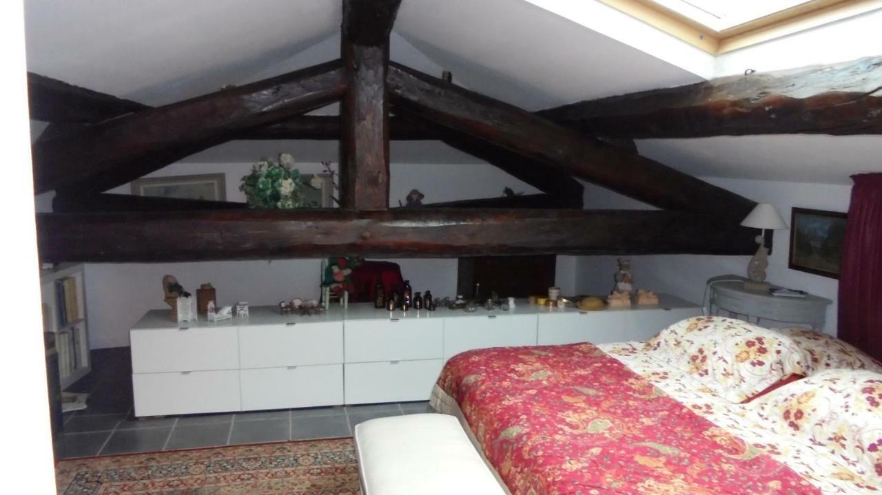 Lamaisonderose Caux Buitenkant foto