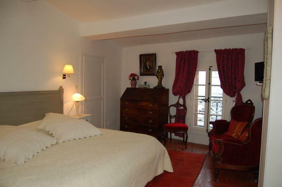 Lamaisonderose Caux Buitenkant foto